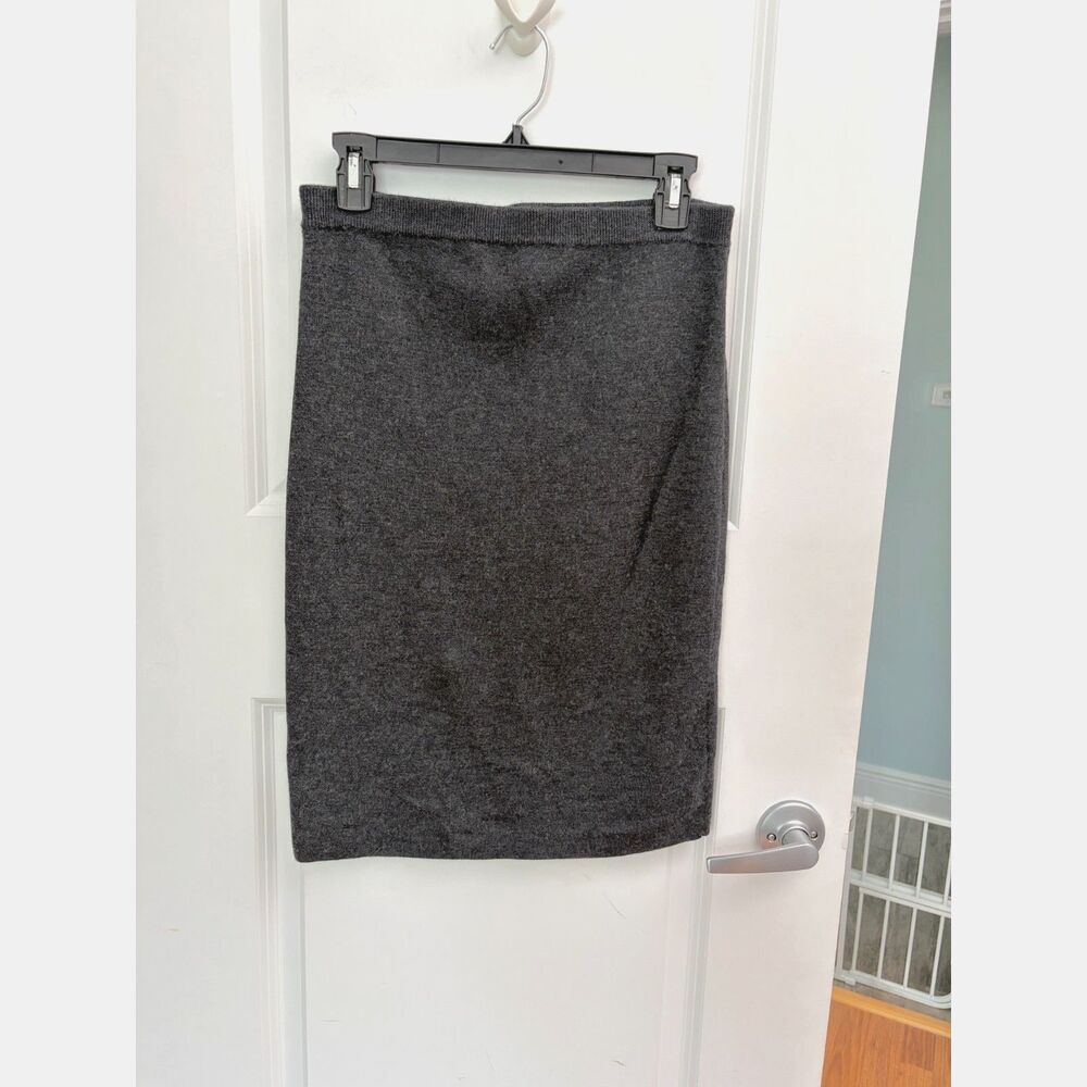 New 100% Merino Wool Knit Charcoal Gray Pencil Skirt Womens Sz Med Minimalist